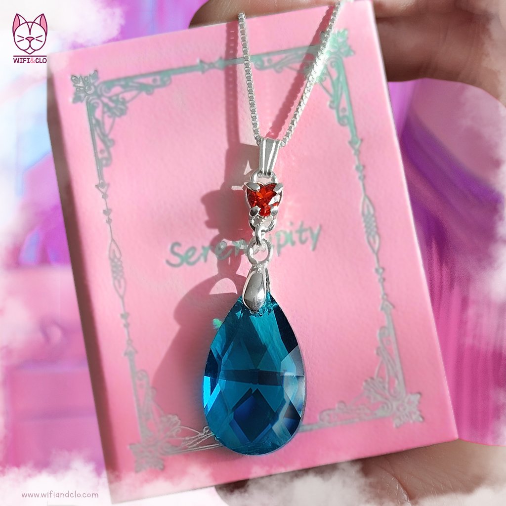 Howl Necklace